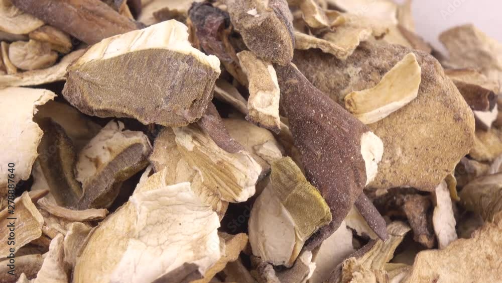 Dried white mushrooms Dried white mushrooms