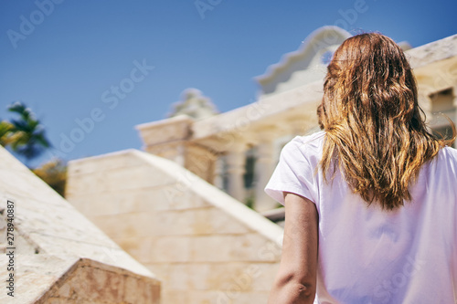 woman looking at the sky