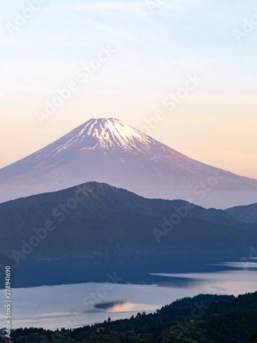 富士山と湖