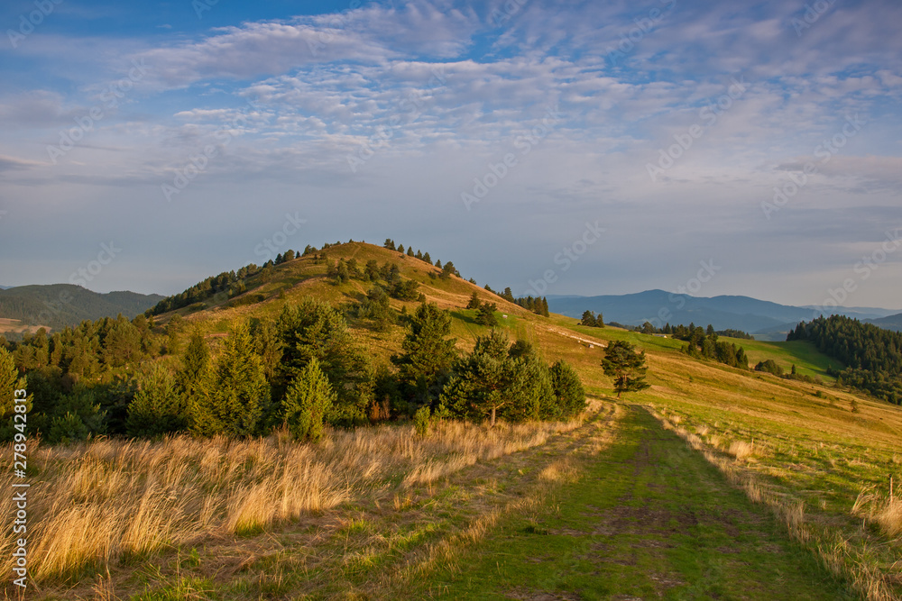 Pieniny - Carpathians Mountains Pieniny - Carpathians Mountains