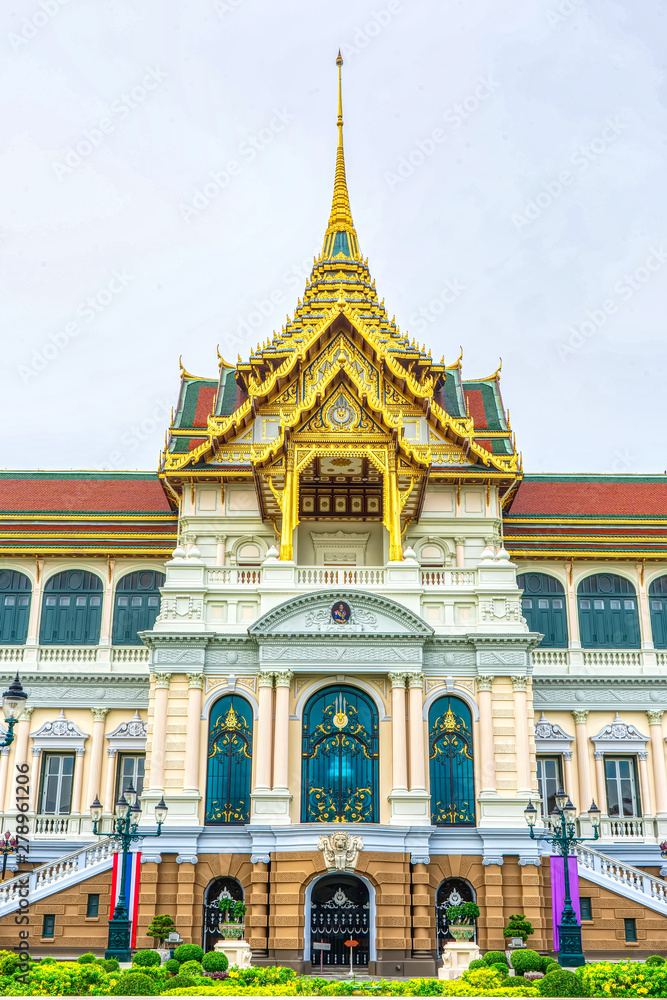 Fototapeta premium One landmark of the Grand Palace is a complex of buildings at the heart of Bangkok, Thailand. 