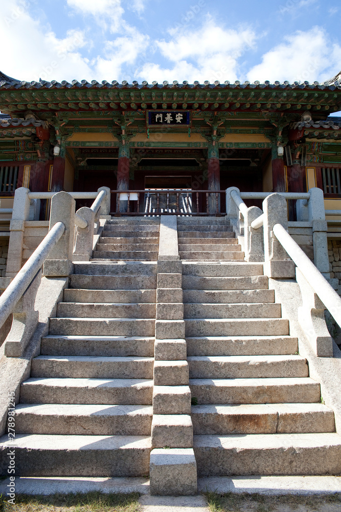 Bulguksa Temple is a famous temple in Gyeongju-si, Korea. Bulguksa Temple is a famous temple in Gyeongju-si, Korea.