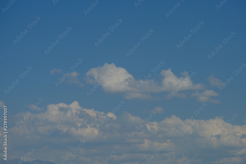 Fototapeta premium cloud sky blue background white nature