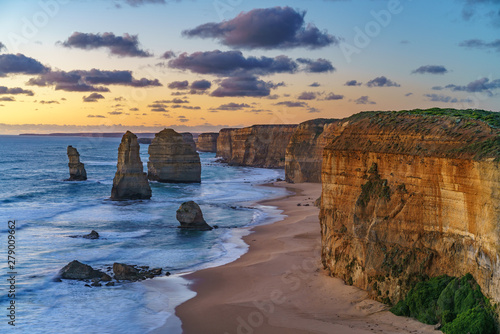 twelve apostles at sunset great ocean road at port campbell  australia 163