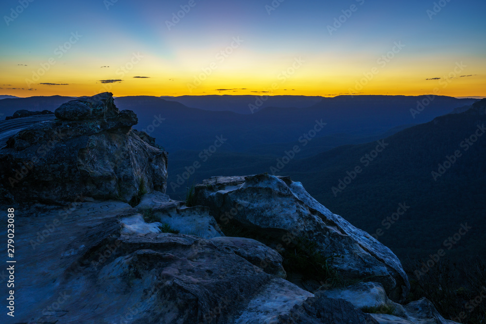 afterglow at lincolns rock, blue mountains, australia 6