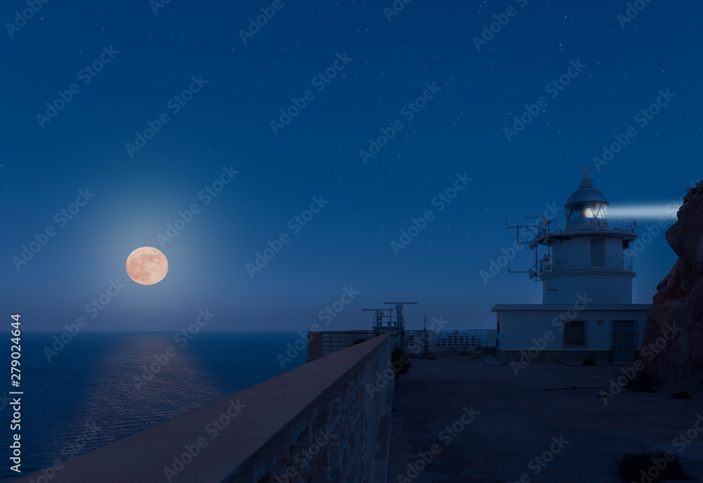 Φωτογραφία The lighthouse at Cabo Tinoso in front of the bay of the Spanish port city of Cartagena