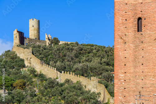 Obraz na plátne Monte Ursino Castle and Tower