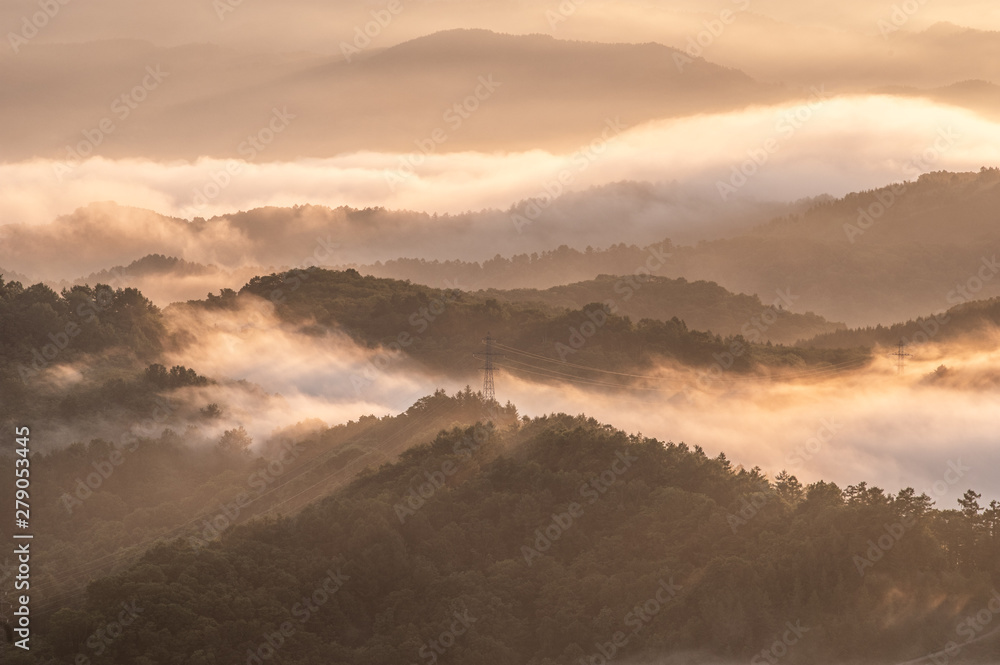 Obraz premium 歌志内市かもい岳山頂から見た雲海