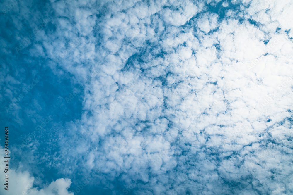Fototapeta premium Blue sky with clouds