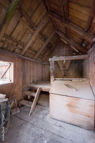 Fototapeta Naklejka Na Ścianę i Meble -  interior of retro wooden watermill