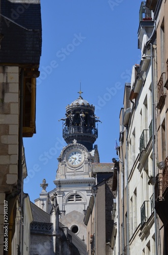 Quartier du Bouffay, Beffroi de Nantes, France photo