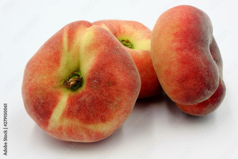 flat peaches