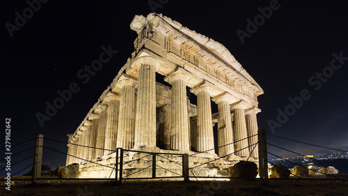 Valle dei templi, Agrigento, Italy by night