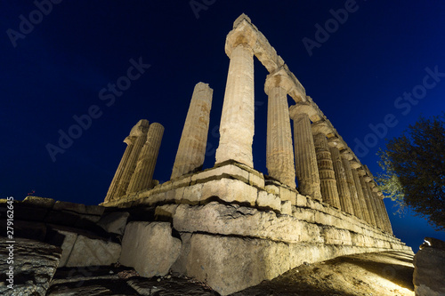 Valle dei templi, Agrigento, Italy by night