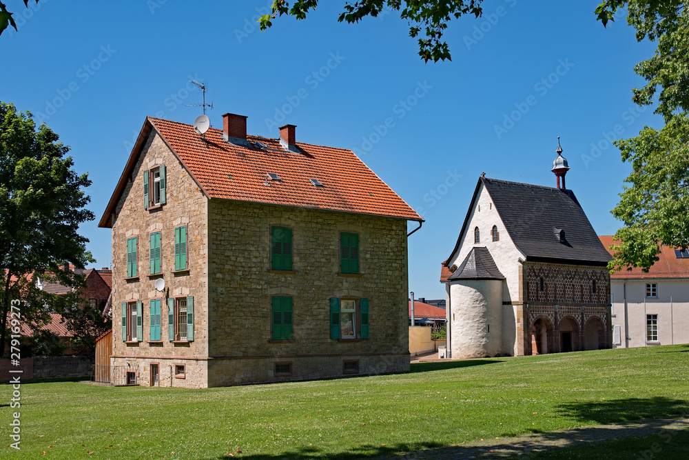 Wunschmotiv: Königshalle und Zehntscheune des Kloster Lorsch in Hessen, Deutschland #279169273