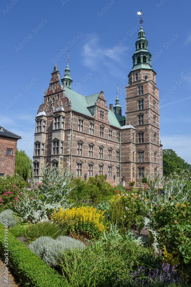 Fototapeta premium Rosenborg Castle is a renaissance castle located in the centre of Copenhagen, Denmark