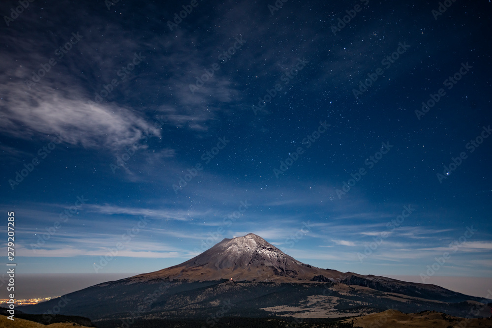 Iztaccihuatl mexico volcano