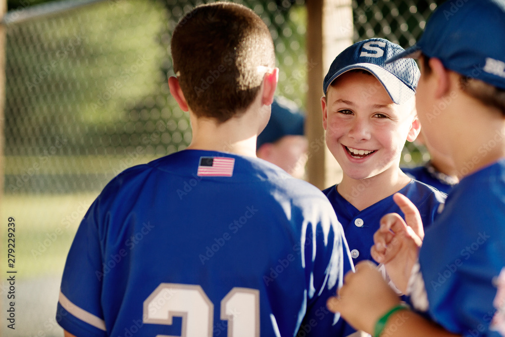 Fototapeta premium Young baseball players