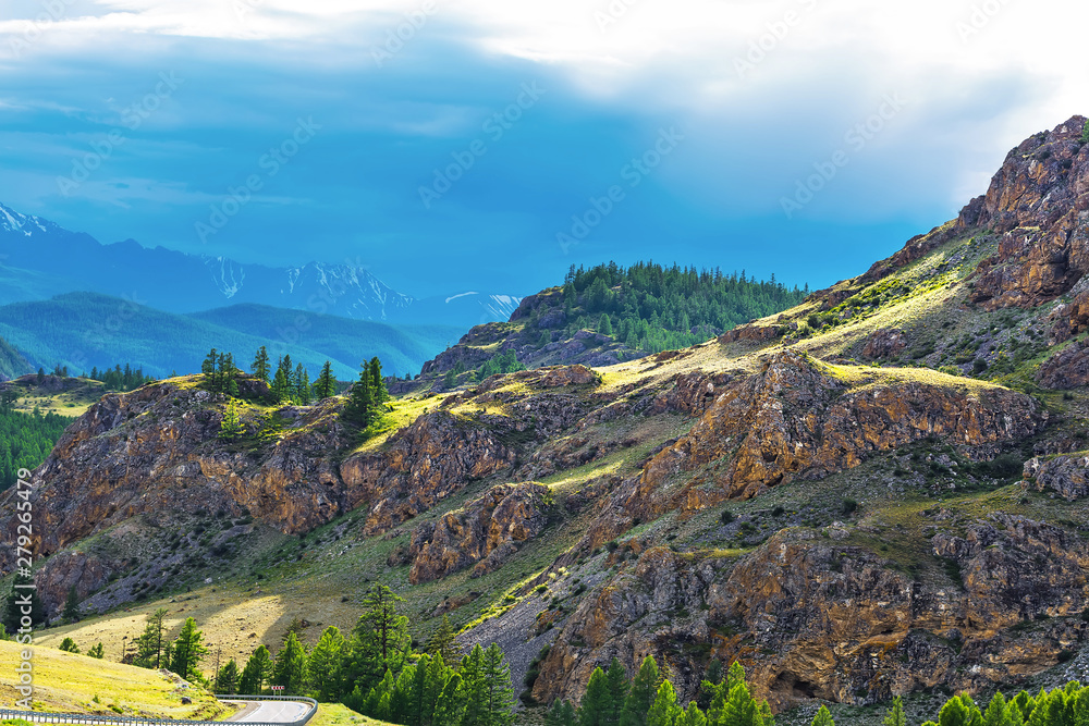 Fototapeta premium Rocky hillsides. mountain Altai