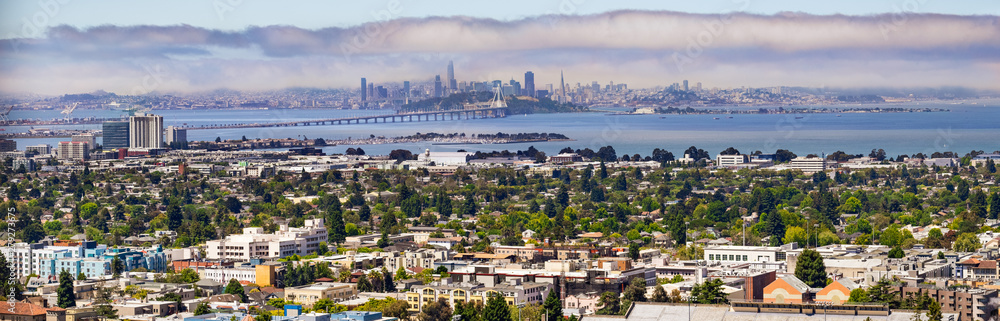 Fotografie, Obraz Panoramic view of Berkeley; San Francisco, Treasure Island and the Bay bridge vi