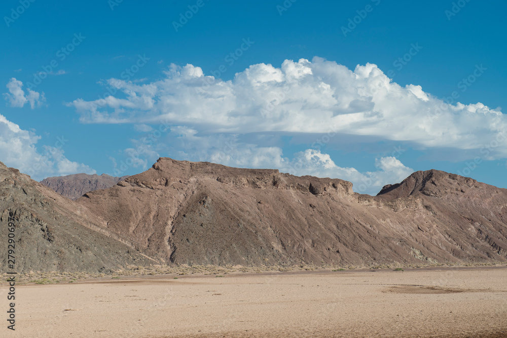 Mountains in tyhe desert of Baja California, near the port of San Felipe. MEXICO