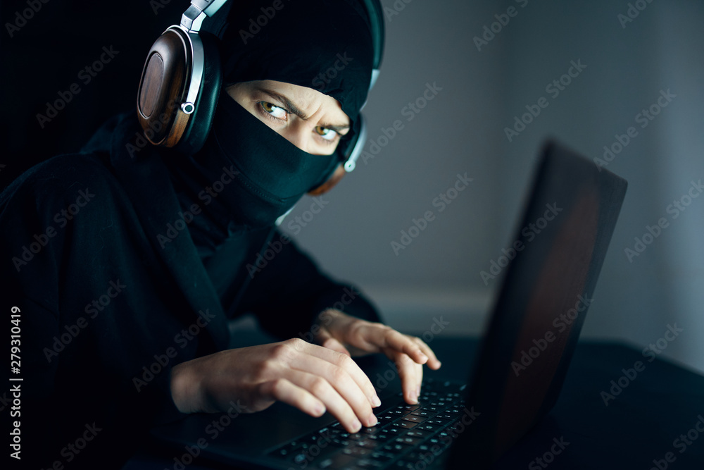 hacker stealing data from laptop hacker stealing data from laptop