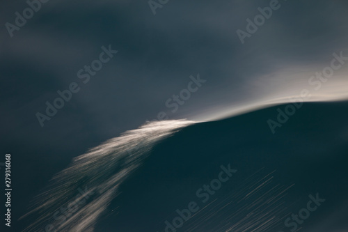 Mar y olas en el Golfo Pérsico photo