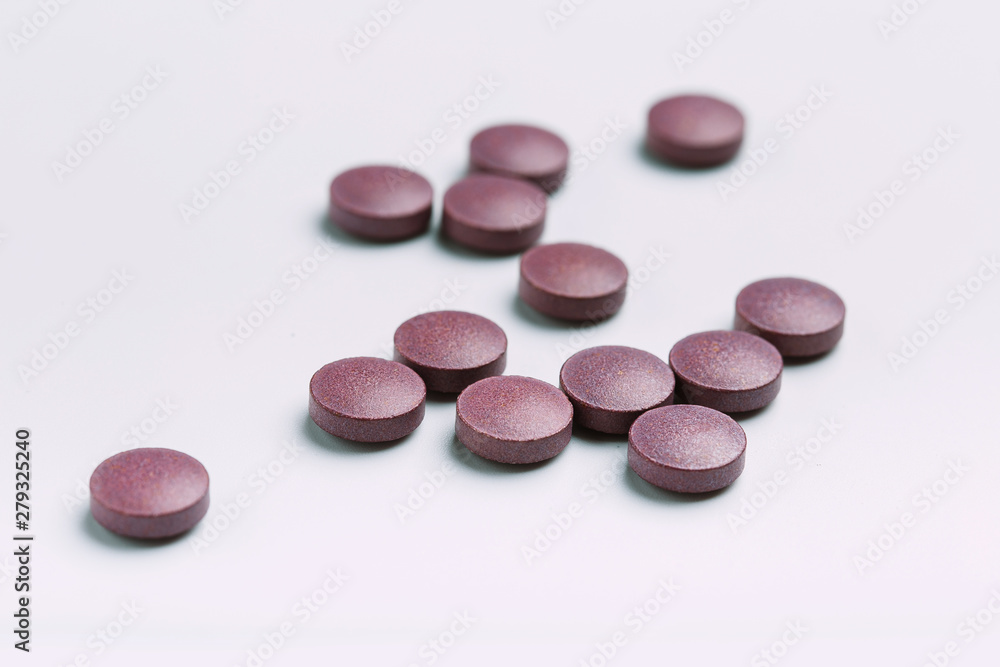 pills isolated on white background pills isolated on white background