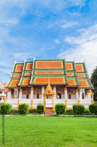 Wallpaper Mural Wat Klang Rio-Ed, Thailand Torontodigital.ca