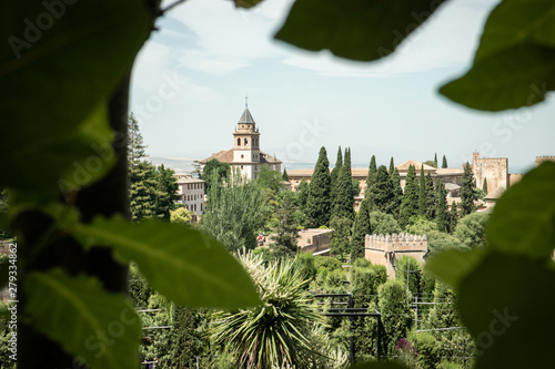 Alhambra paisaje albaycin pomo decoración árabe en Granada photo