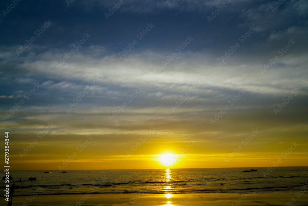 Fototapeta premium Sunset Sky Background on the beach in summer