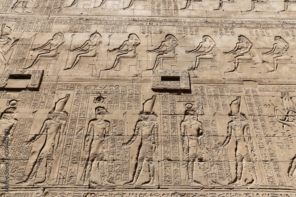 Fototapeta premium Scene from Edfu Temple in Edfu, Egypt