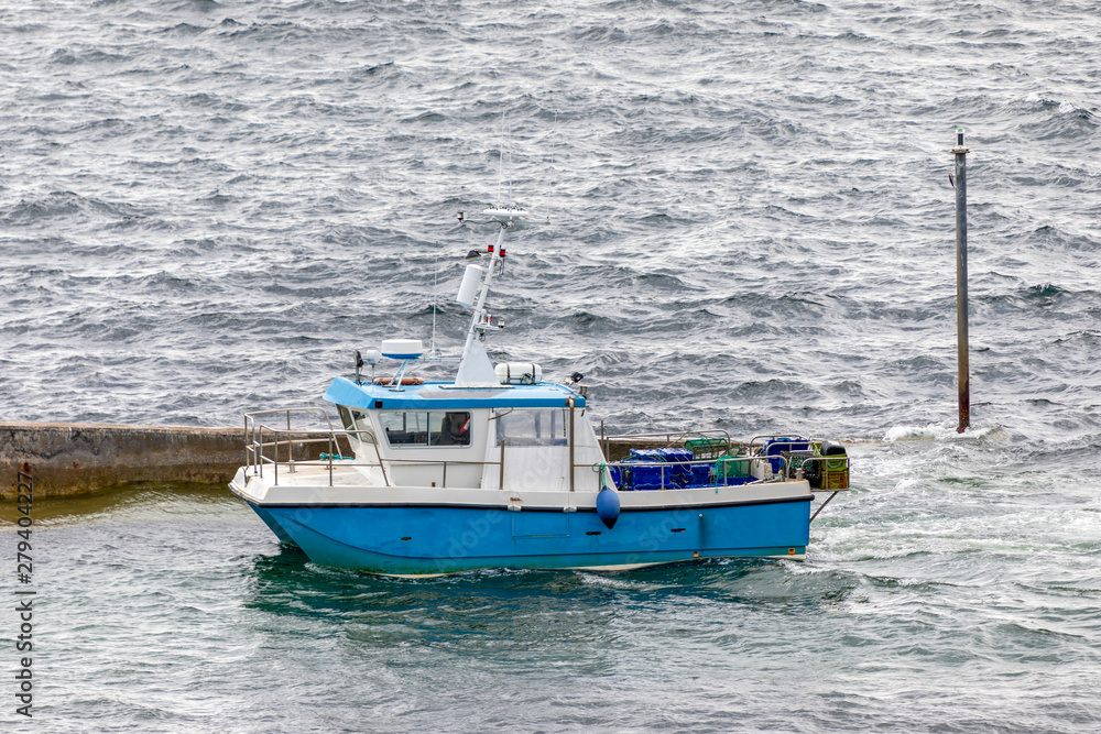 Fototapeta premium Boat on the Isle of Skye