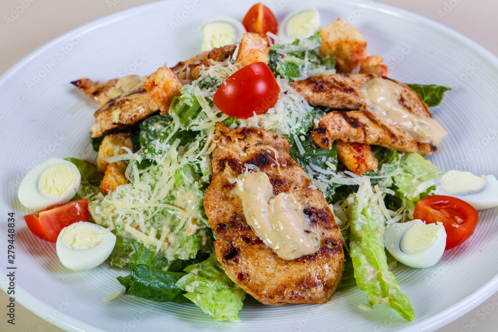 Caesar salad with chicken
