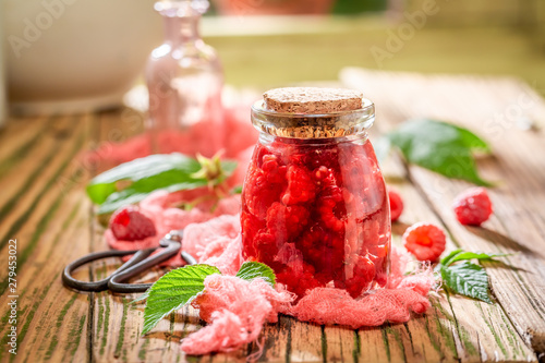 Sweet raspberry tincture wi...