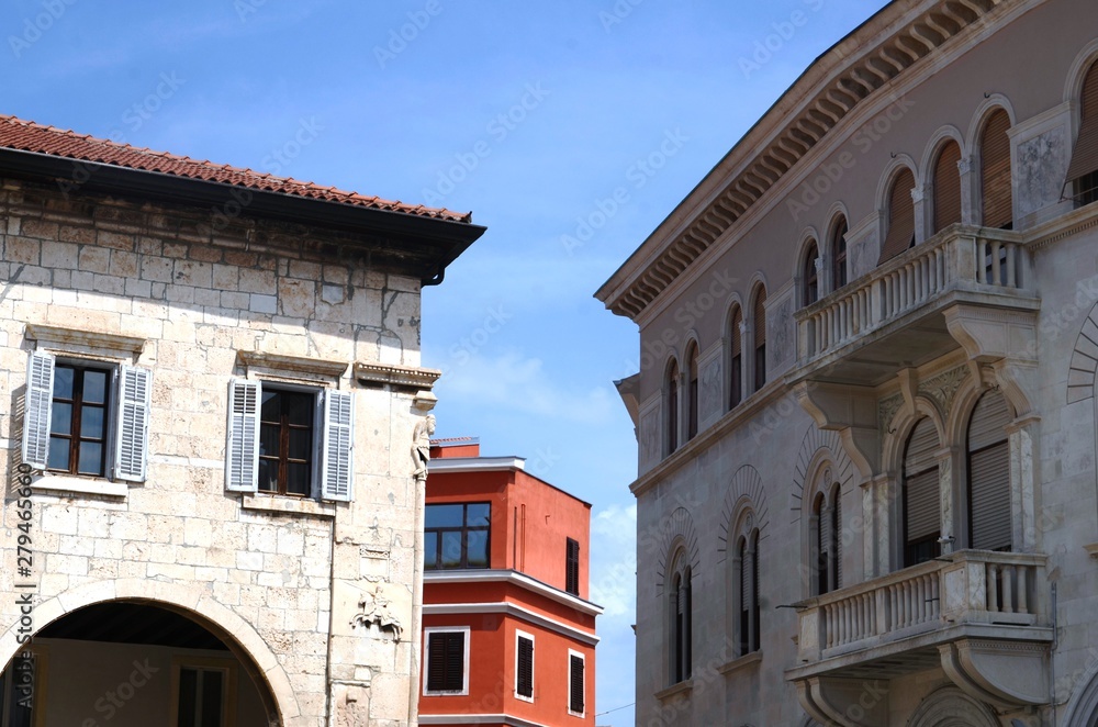 Croatie : Vieille ville de Pula (Istrie)