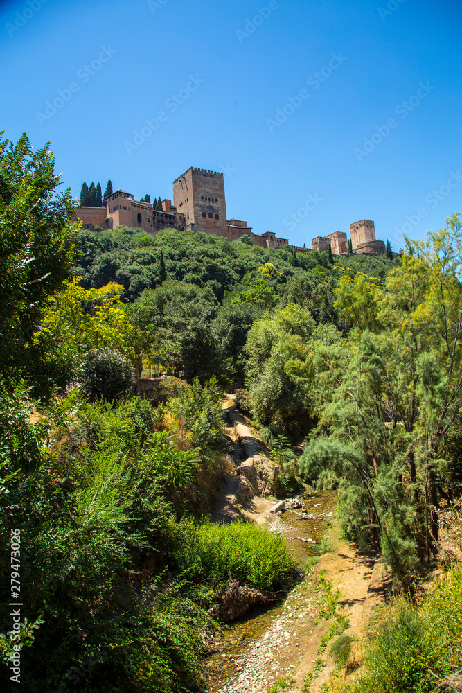 Vue de l'Alhambra de la ville de Grana