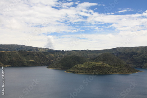 CUICOCHA ECUADOR