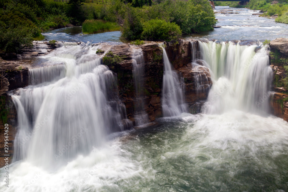 Fototapeta premium Lundbreck Falls Crowsnest River Alberta