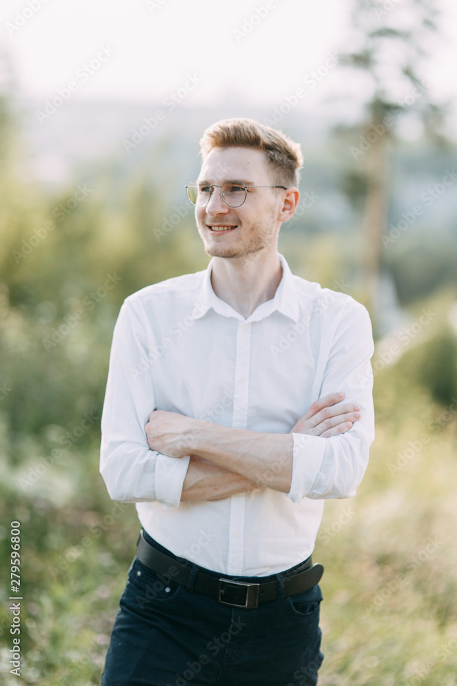 Portraits of the groom. A stylish wedding in the European style of fine art. Portraits of the groom. A stylish wedding in the European style of fine art.