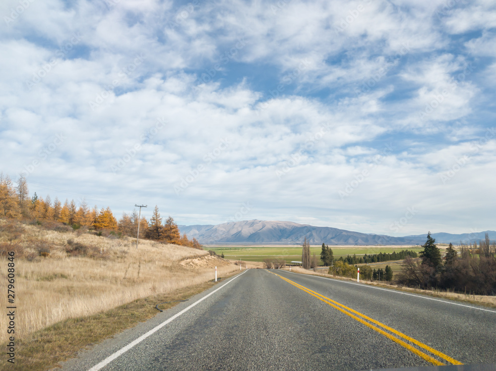 View of Southern Alps mountain range from the road, Wanaka, New Zealand