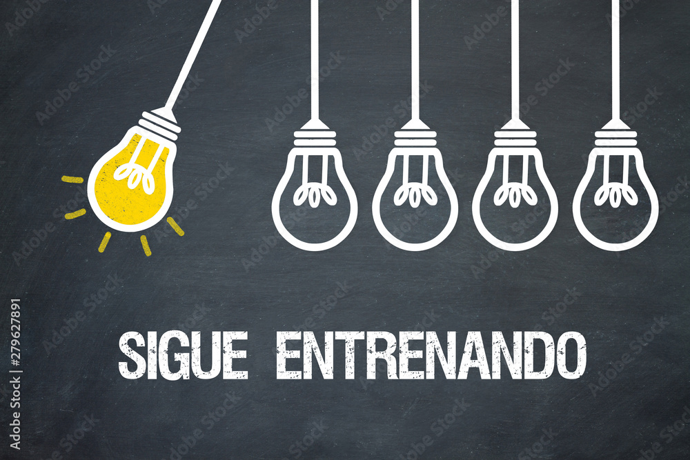 Fototapeta premium Sigue entrenando