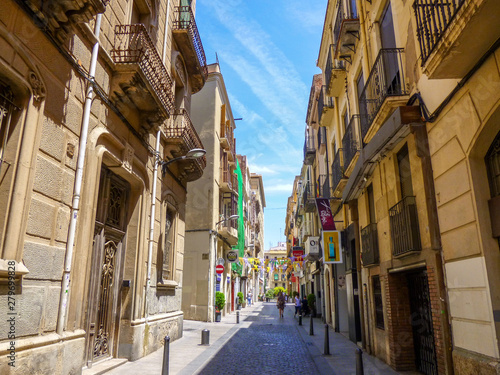  Narrow stree in old part of the city of Reus, Catalunia, Spain