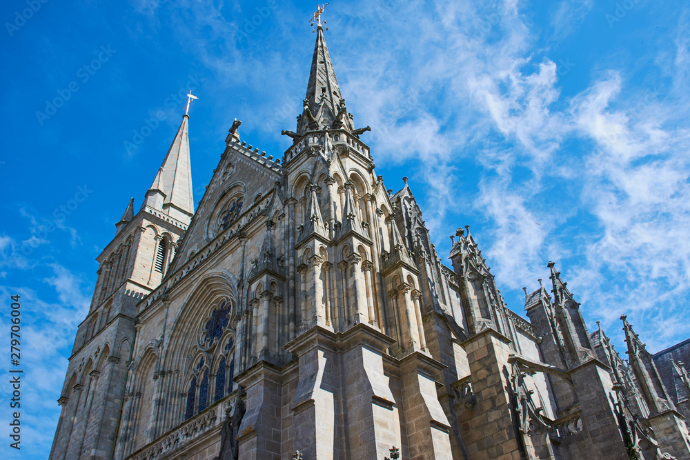 Obraz premium Vannes cathedral or St. Peter s Cathedral in the old town of Vannes, Brittany, France