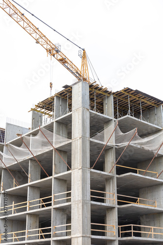 construction of a modern reinforced concrete building