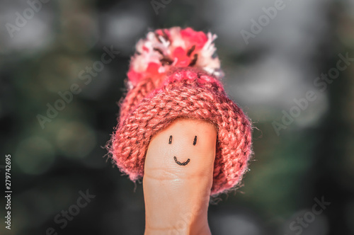 Thumb with cap