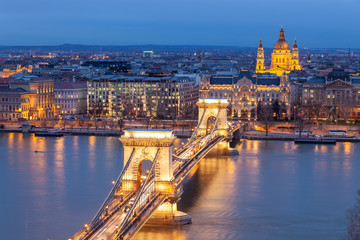 Acrylglasbilder Budapest Kettenbrücke Budapest in der Nacht  © Nickolay Khoroshkov