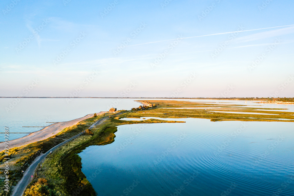 Φωτογραφία Luftaufnahme Heiligenhafen Naturschutzgebiet Graswarder, Ostsee