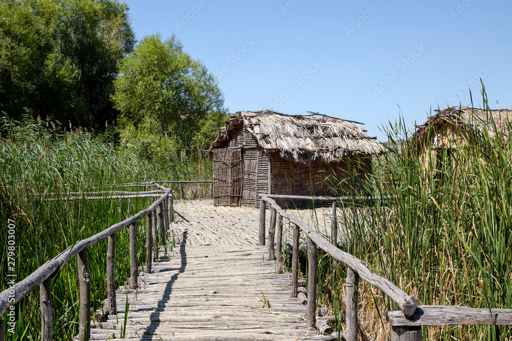 Neolithic lakeshore settlement near the village of Dispilio (Macedonia, northwest Greece)