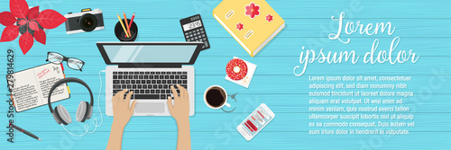 Büro Schreibtisch Chaos mit Laptop Computer Banner Vektor Hintergrund